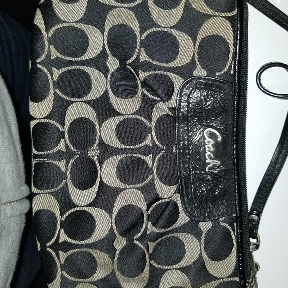 Coach writlet - Picture 1 of 1